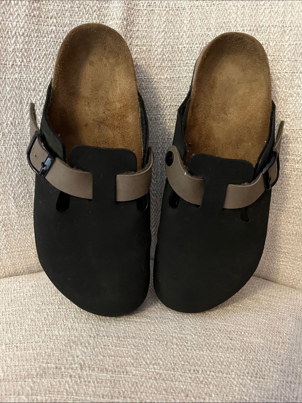 Birkenstock Black Clog-Style Slip-Ons with Taupe Strap sz 7- 7 1/2